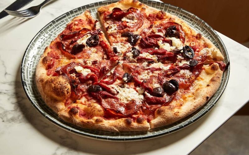 SALAMI PIZZA